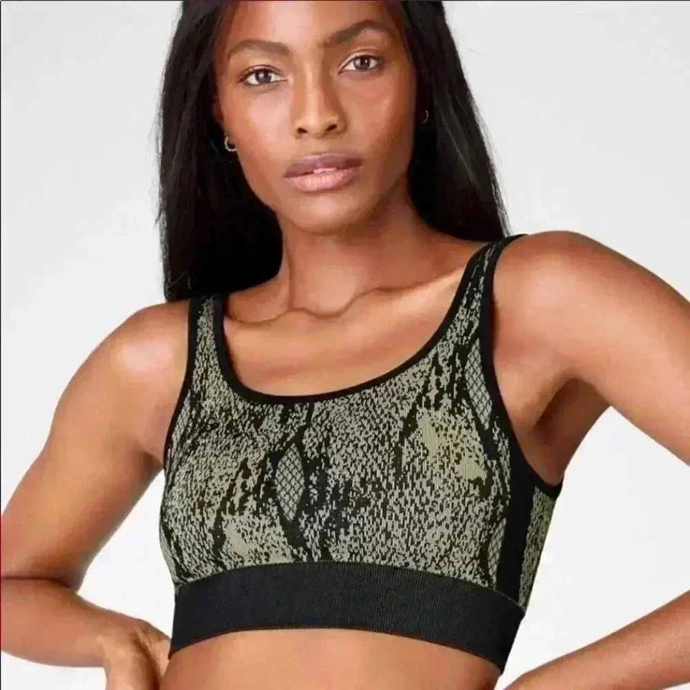 Fabletics Kamila Seamless Bra Women's XS‎ Green Reptilia Black Athletic NEW